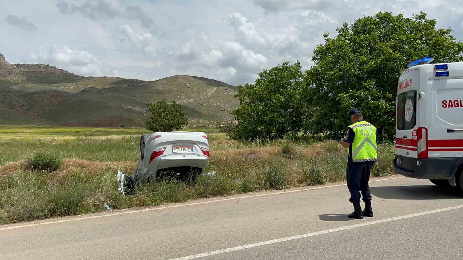 Aksaray’da otomobil takla attı: 2 yaralı