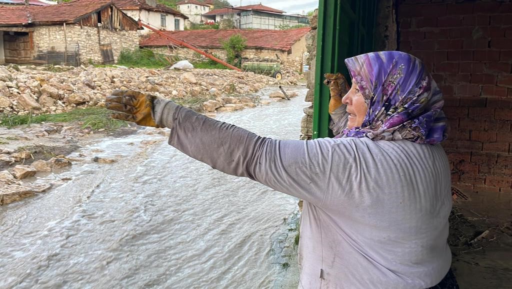 Başkan Tepe: "Benim çocukluğum buralarda geçti, böyle bir yağış ve sel görmedim”