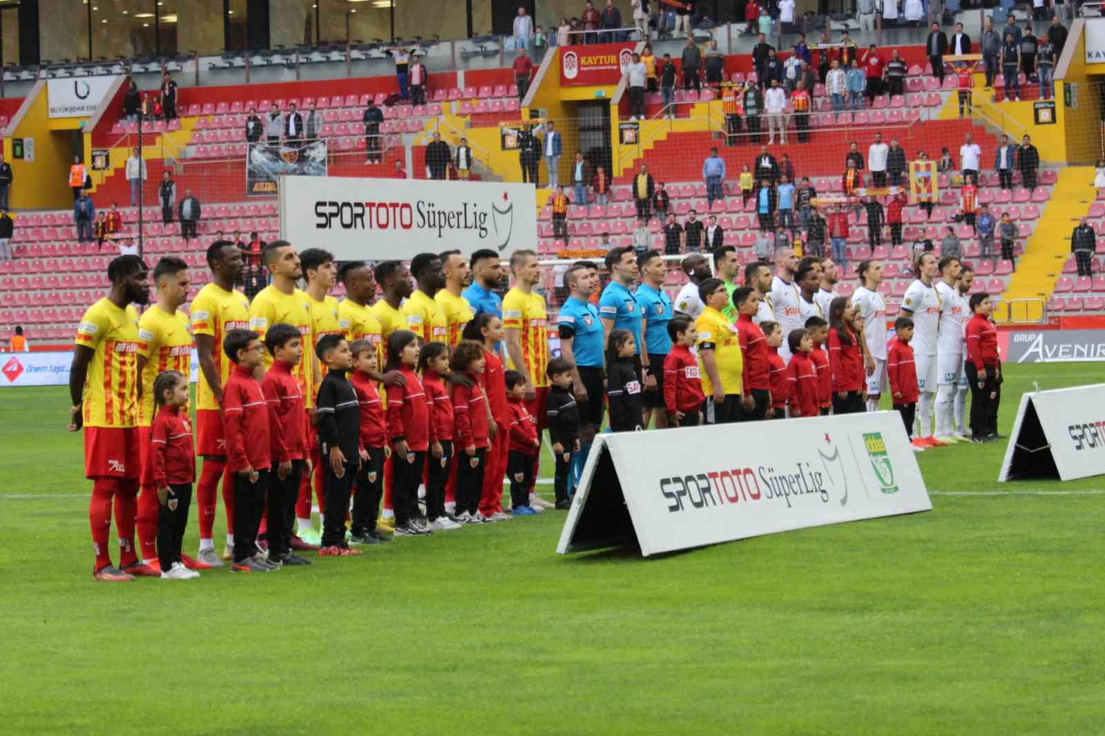 Spor Toto Süper Lig: Kayserispor: 0 - MKE Ankaragücü: 1 (Maç devam ediyor)