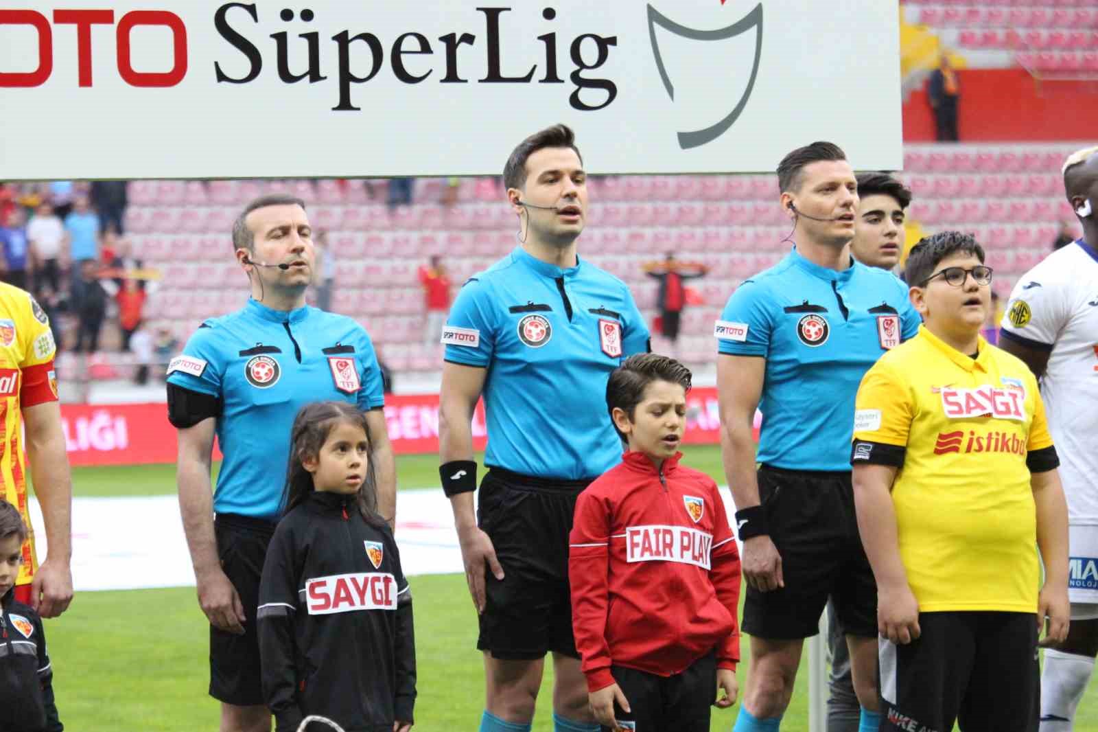 Spor Toto Süper Lig: Kayserispor: 0 - MKE Ankaragücü: 1 (Maç devam ediyor)