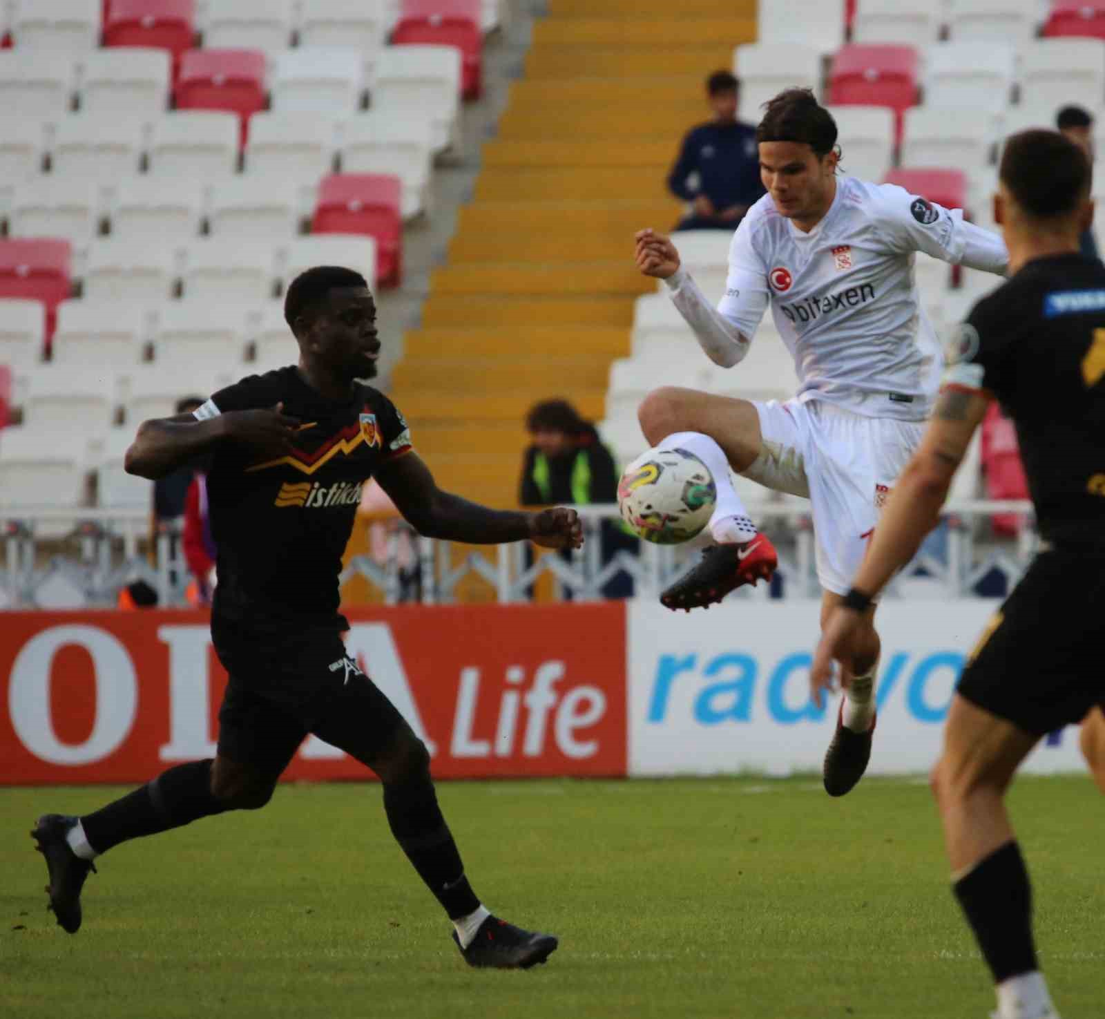 Spor Toto Süper Lig: DG Sivasspor: 1 - Kayserispor: 1 (Maç sonucu)