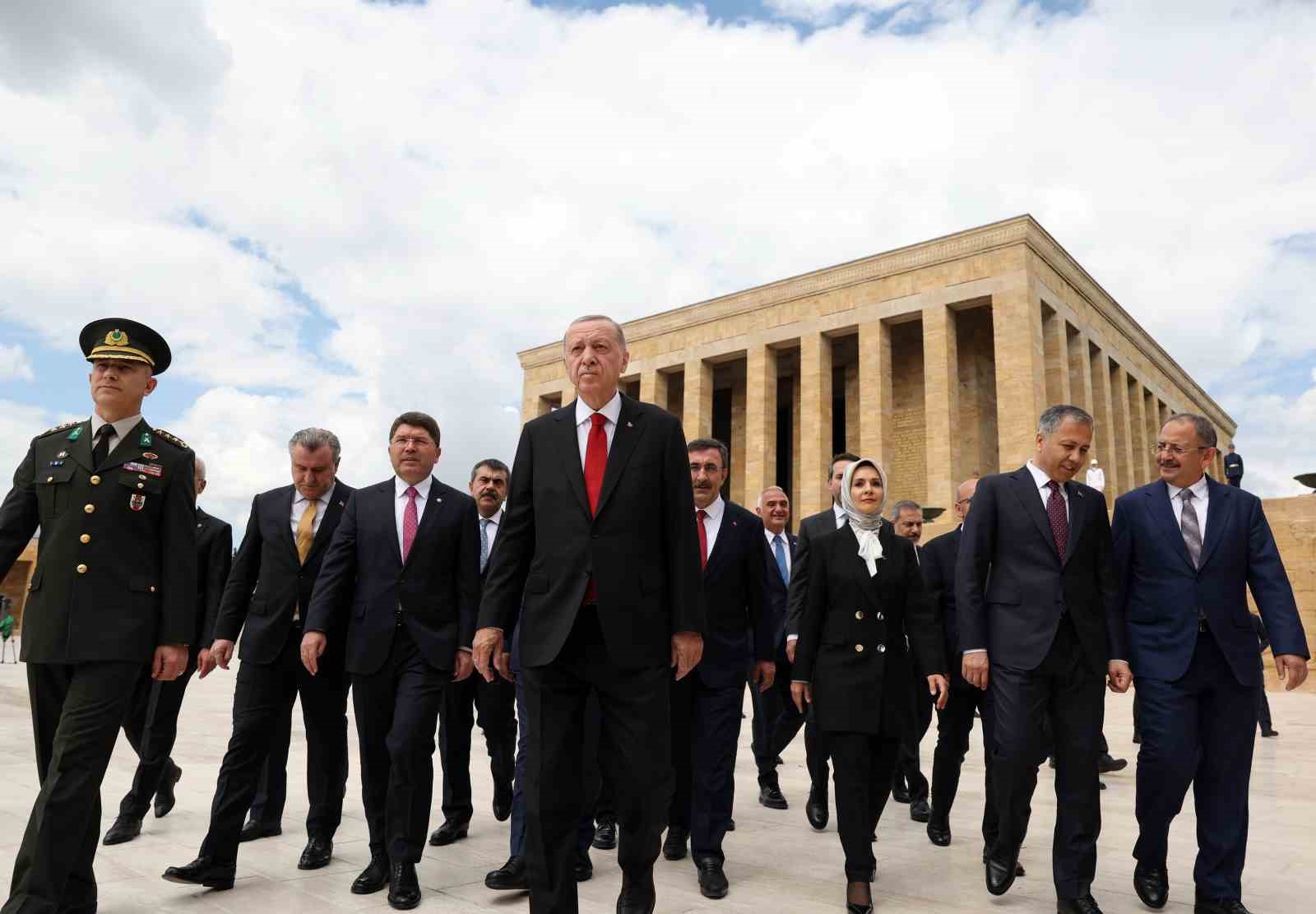 Cumhurbaşkanlığı Kabinesi Anıtkabir’de