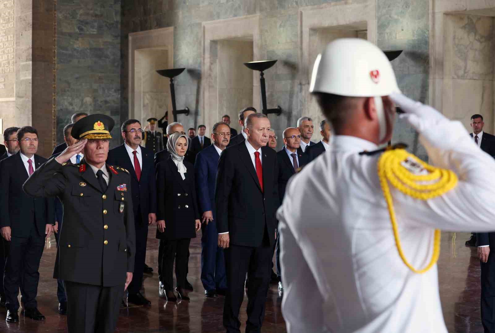 Cumhurbaşkanlığı Kabinesi Anıtkabir’de