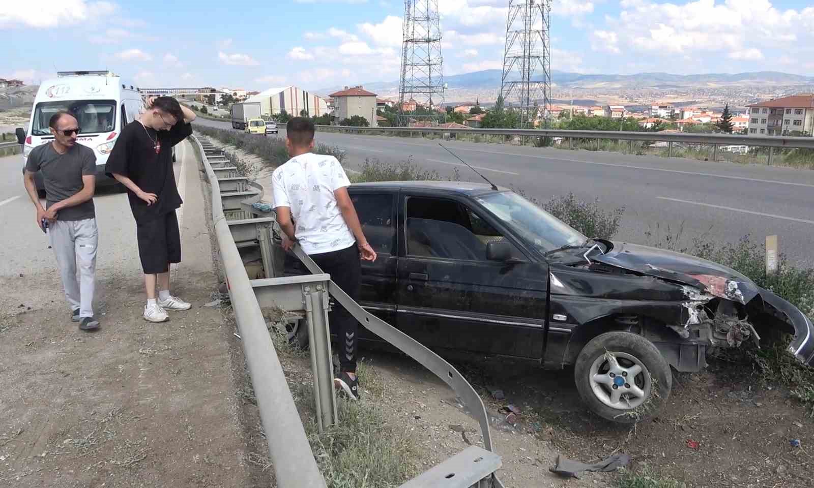 Bayram tatili yolunda kaza: 2 yaralı