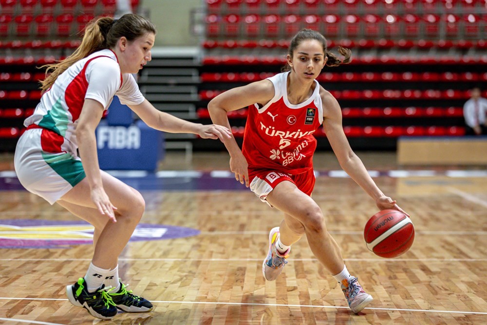 18 Yaş Altı Kız Basketbol Milli Takımı, Avrupa Şampiyonası’nı 6. tamamladı