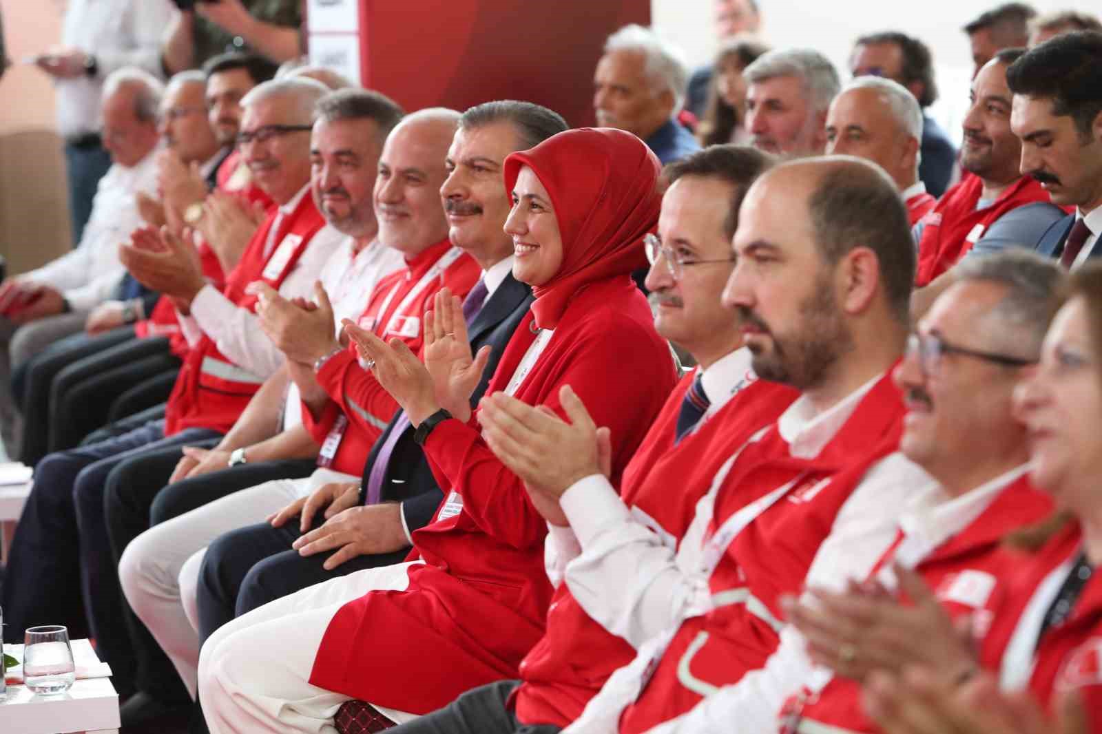 Kızılay Genel Başkanı Fatma Meriç Yılmaz oldu