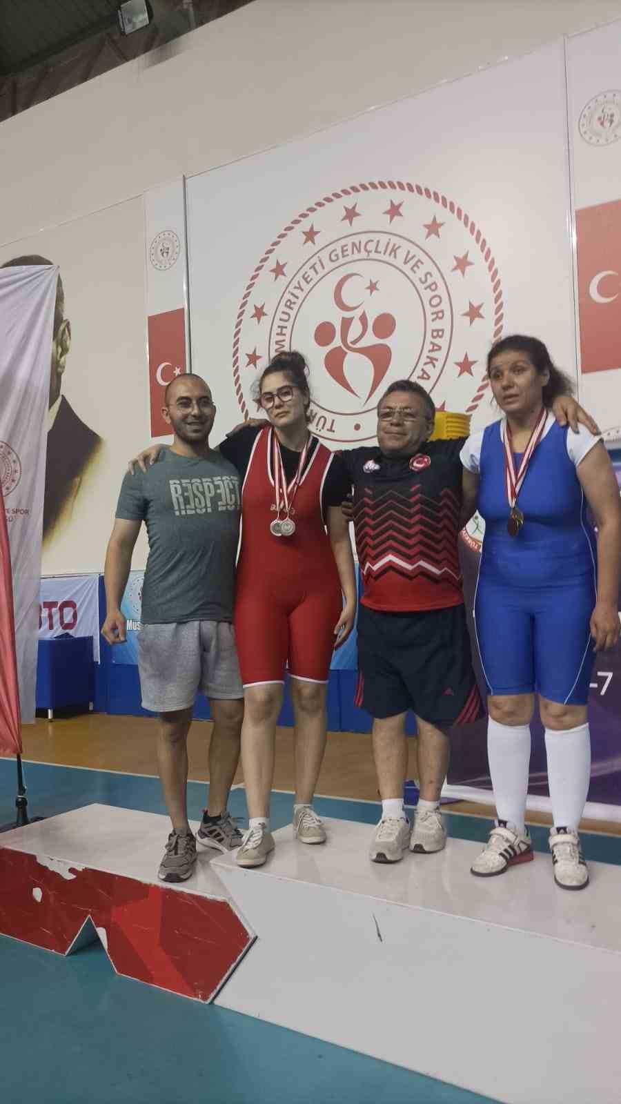 Görme Engelli sporcular şampiyonadan 4 madalya ile döndü