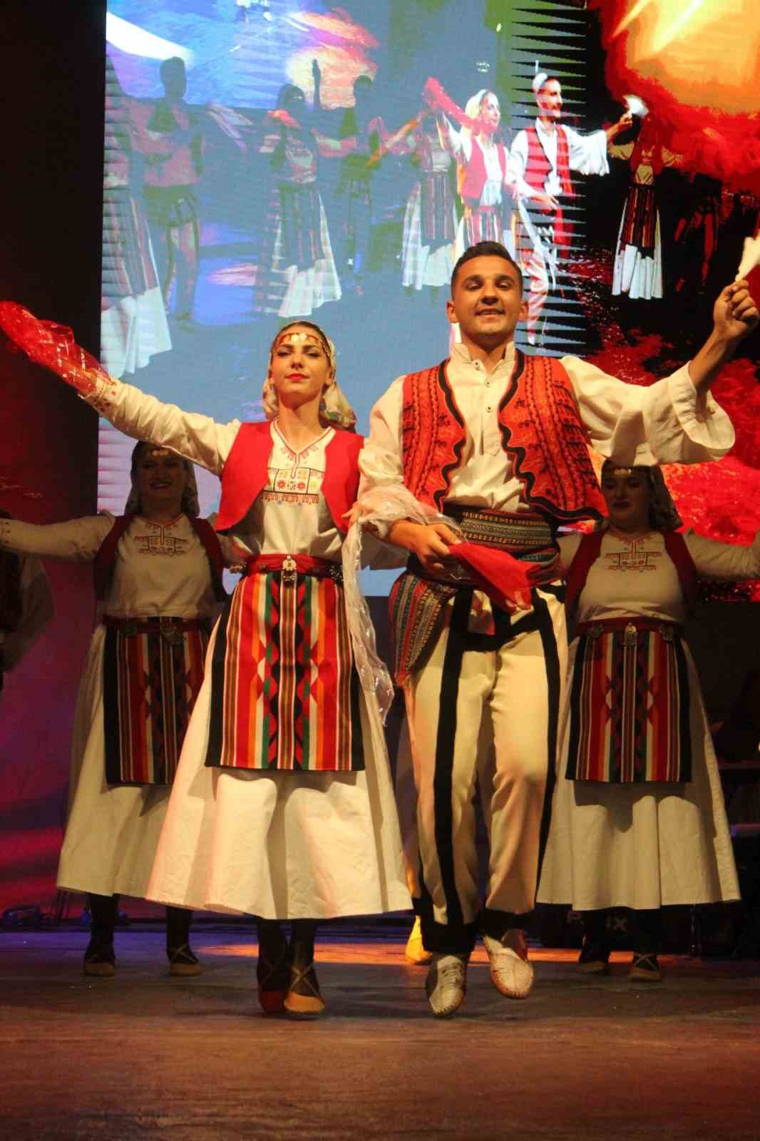 8. Uluslararası Halk Dansları ve Müzik Festivali başladı