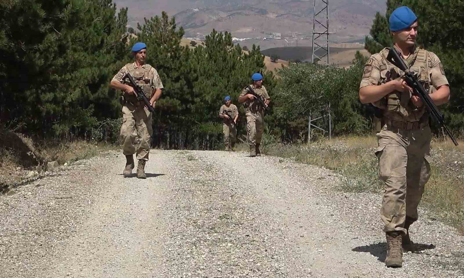 Komandolar orman yangınlarına karşı teyakkuzda: Yeşil doğanın canlıları onlara emanet