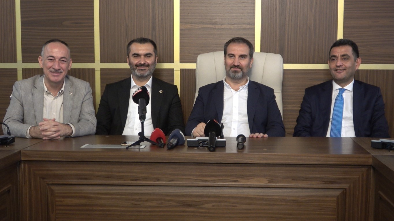 AK Parti Genel Başkan Yardımcısı Şen’den "ortak aday" sinyali: "Yerel seçimlerde iş birliği yapacağız"