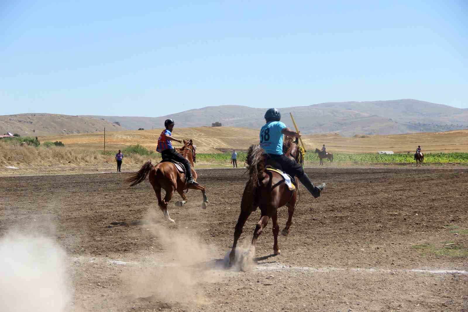 Sivas’ta ata sporu cirit heyecanı