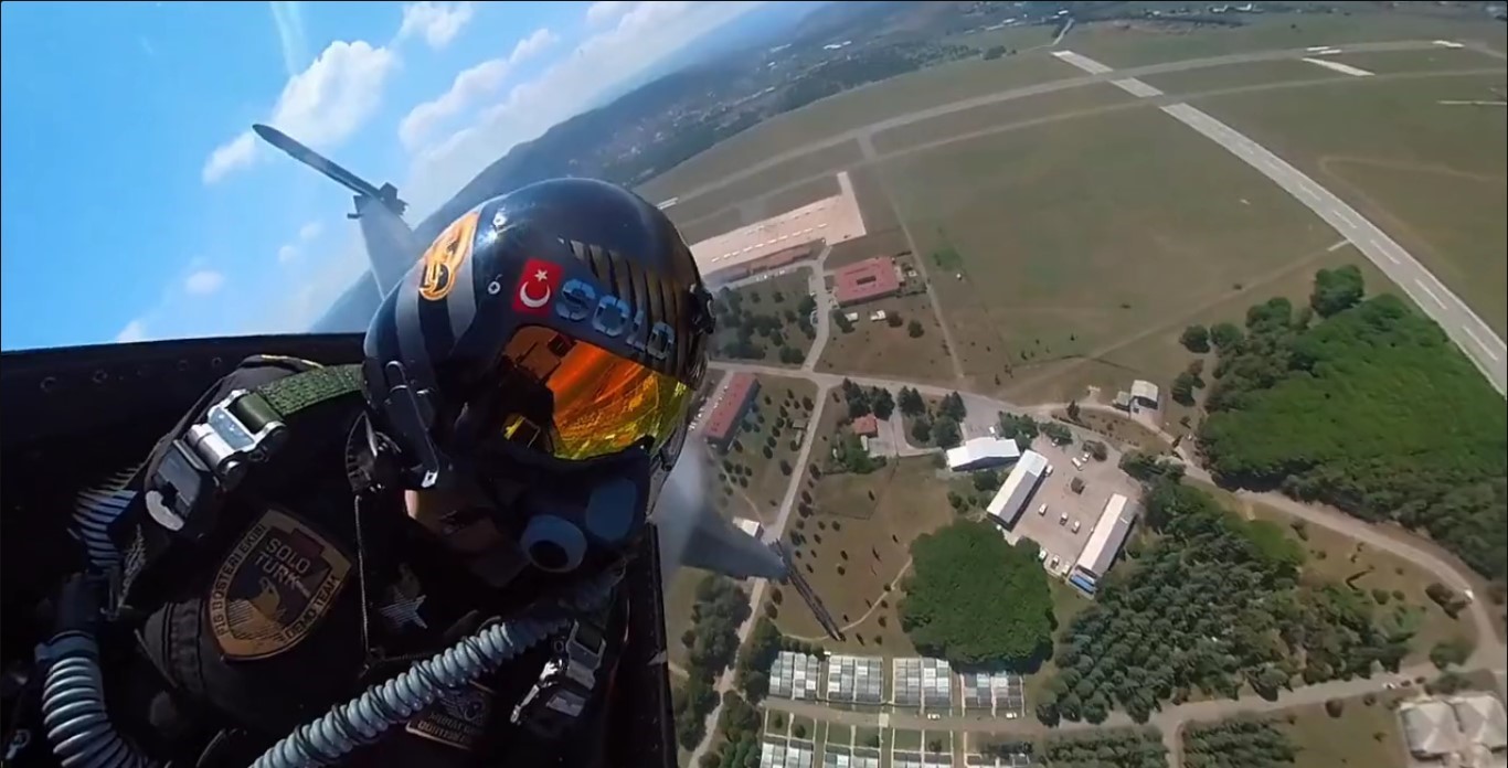 SOLOTÜRK’ten Yalova’da nefes kesen gösteri