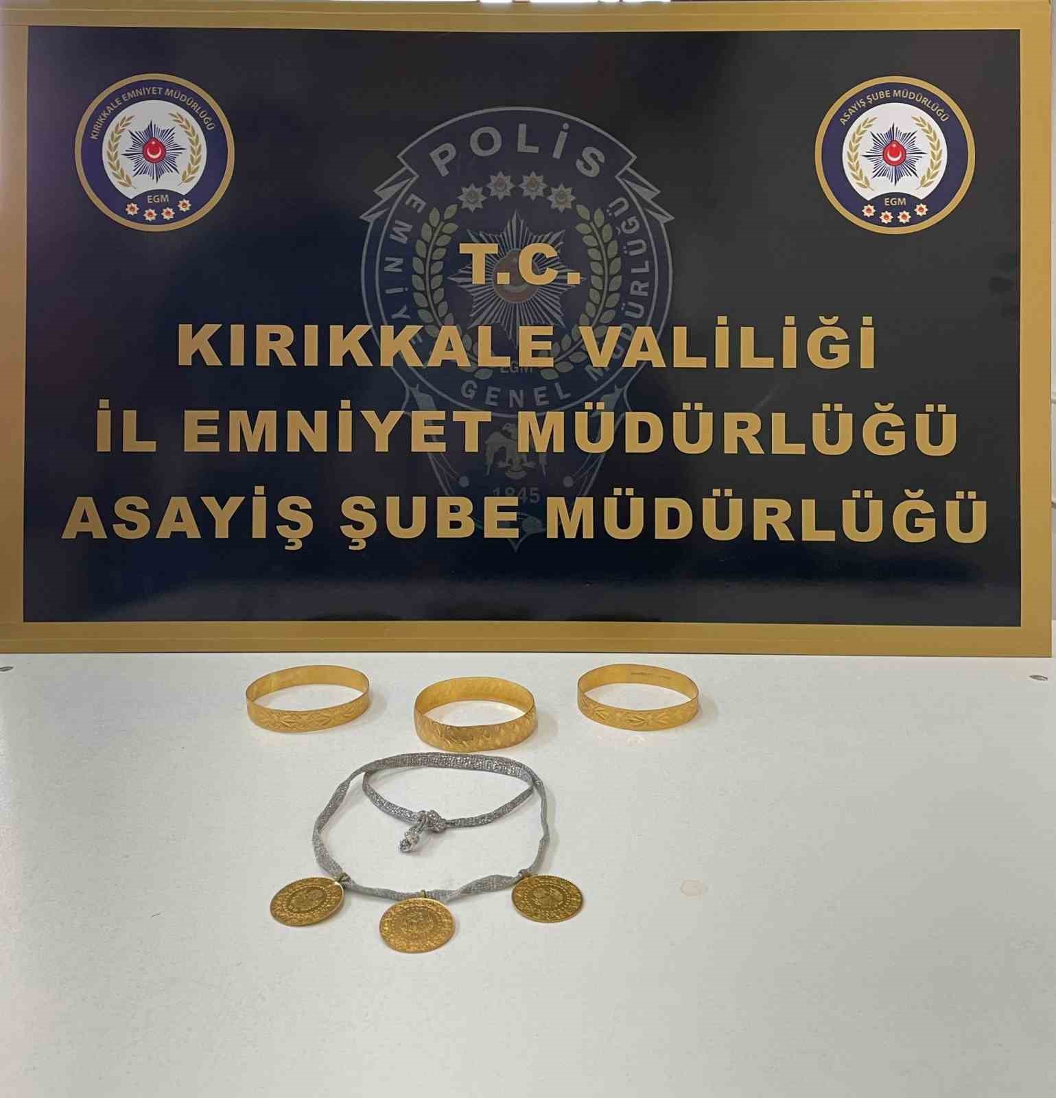 Gerçeği kuyumcuda öğrendi: Polis sandığı dolandırıcıya paralarını kaptırıyordu