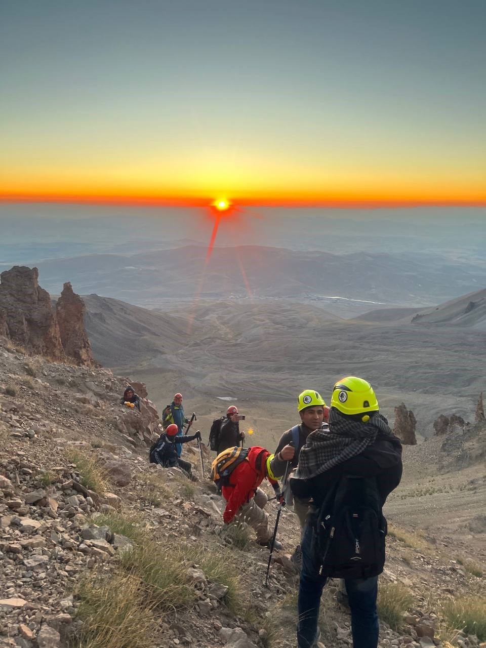 Büyükşehir ile dağcılar, Erciyes’in zirvesinde görsel şölen yaşıyor