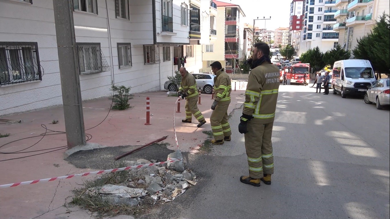 320 voltluk elektrik akımına kapılan genç ölümden döndü