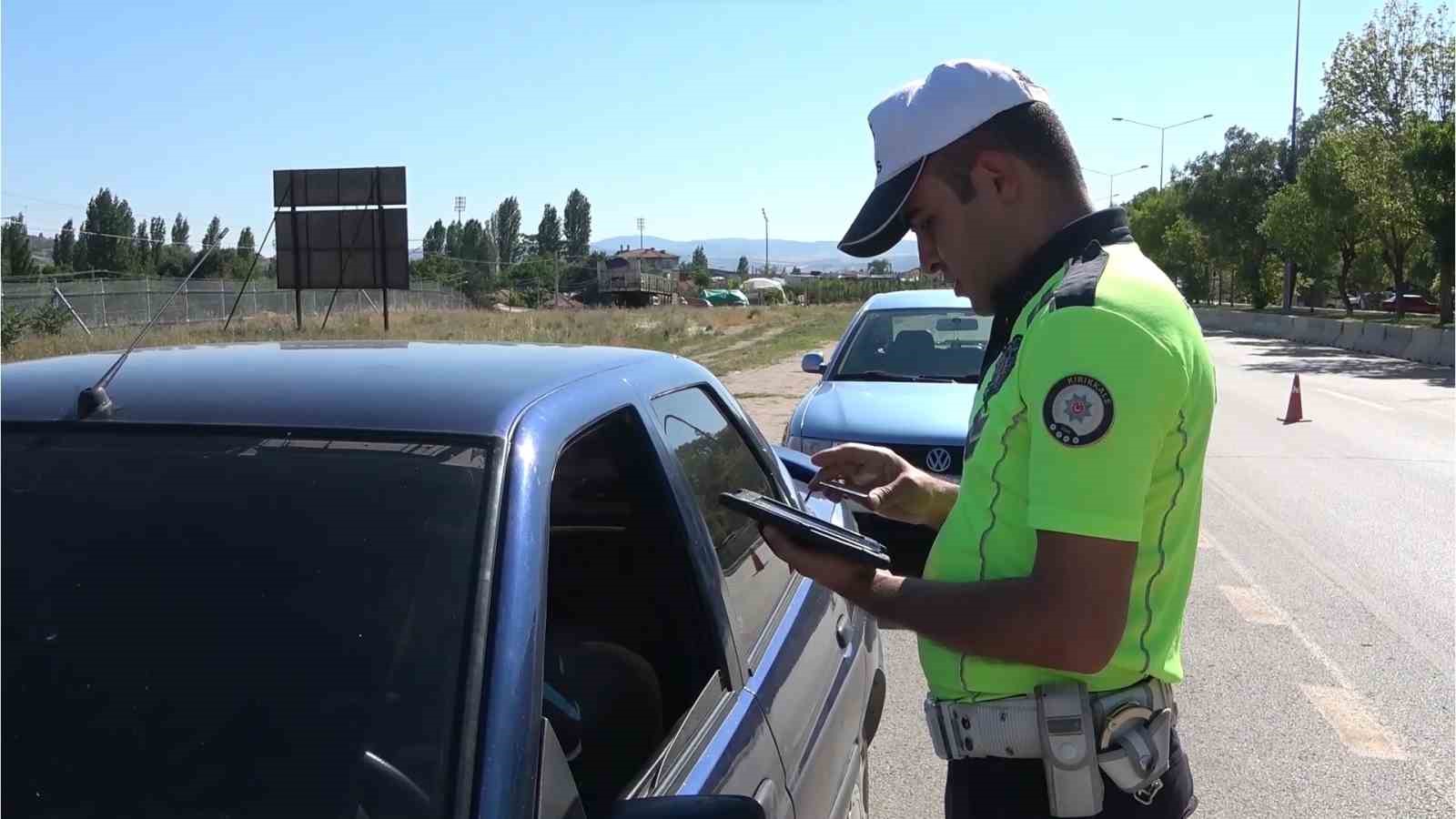 43 ilin geçiş güzergahı Kırıkkale’de 1 haftalık trafik denetimi bilançosu: 13 milyon lira ceza