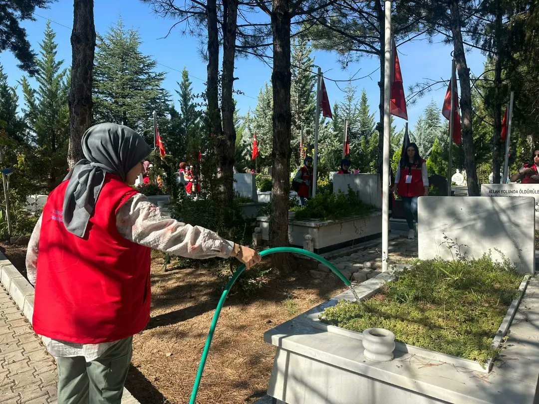 Kırıkkale’ye gelen gönüllü gençler çeşitli faaliyetler düzenledi