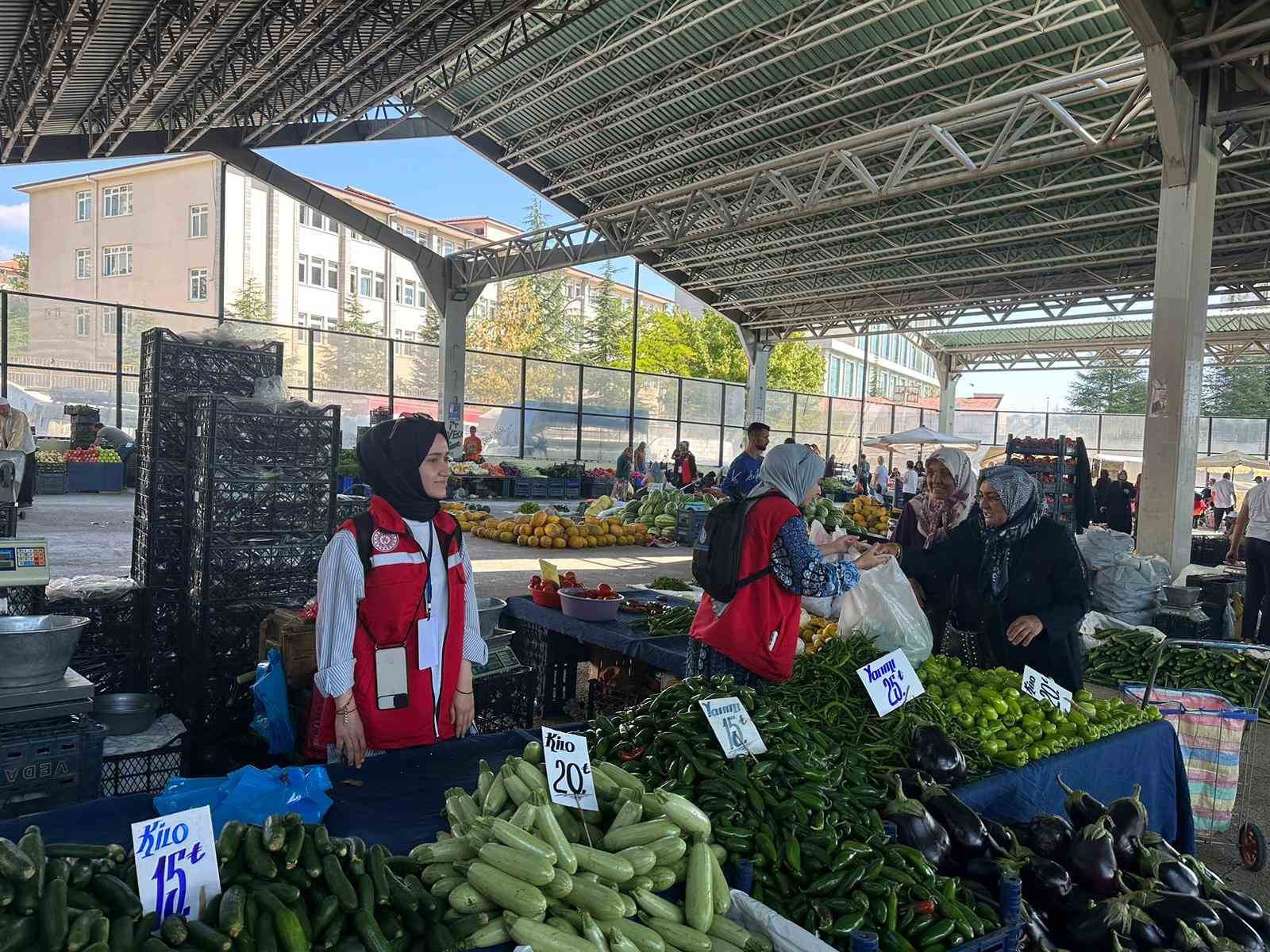 Kırıkkale’ye gelen gönüllü gençler çeşitli faaliyetler düzenledi