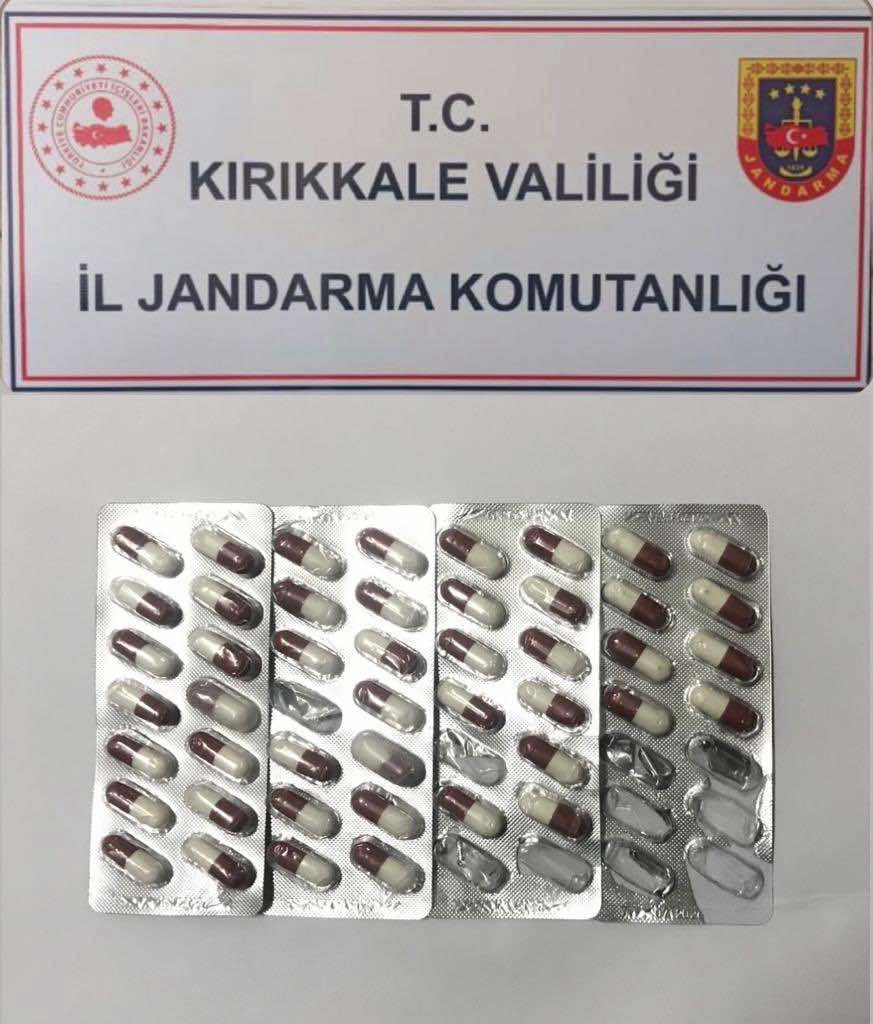 Kırıkkale’de kaçak tütün ve uyuşturucu operasyonu: 12 gözaltı