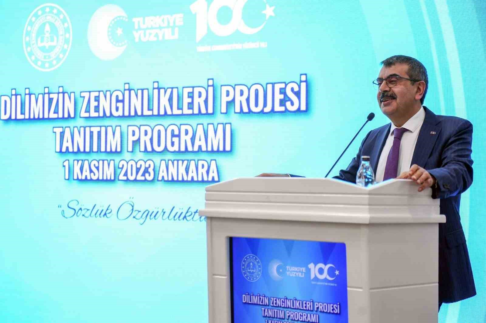 Bakan Tekin’den "Türkçe" vurgusu