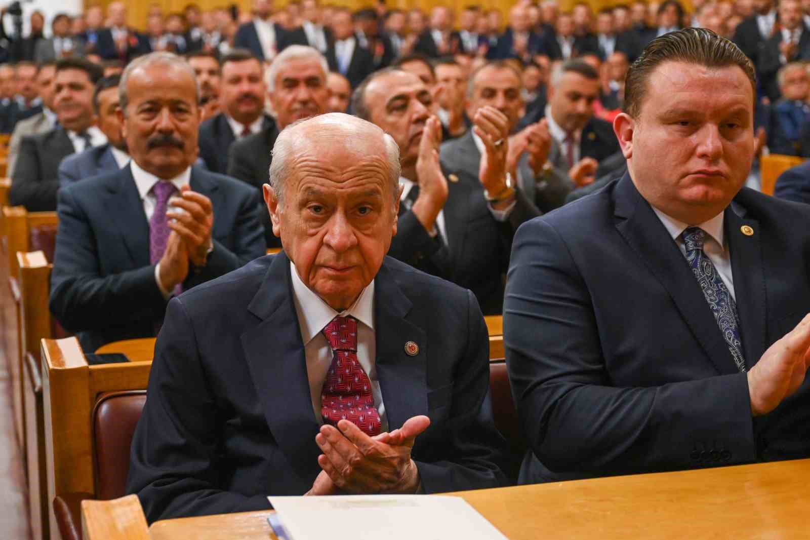 MHP Genel Başkanı Bahçeli: "Üzüldüğümüz husus, Atatürk’ün kurduğu partinin büyük kurultayında teröristlere selam gönderilmesi"