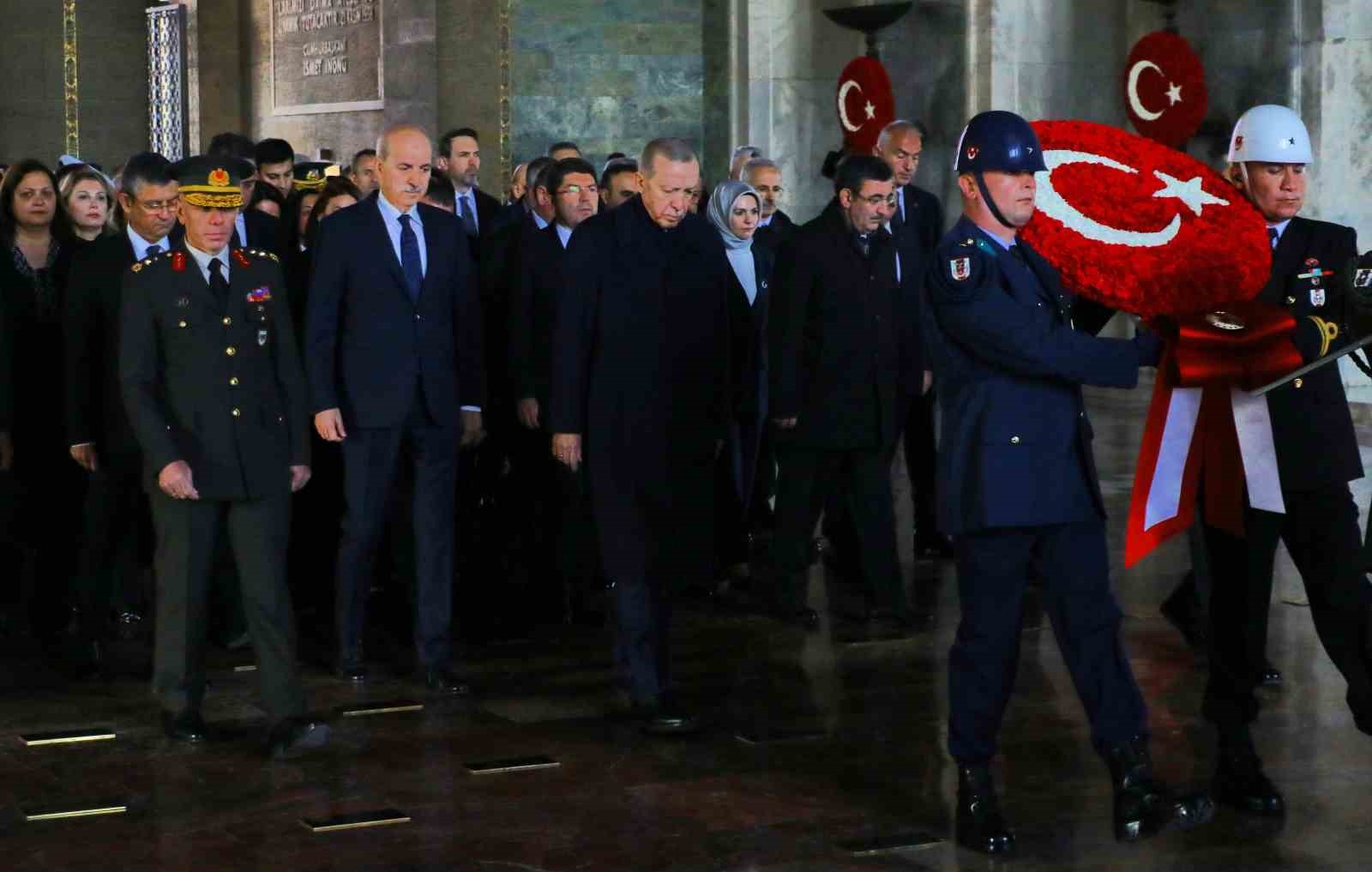 Anıtkabir’de 10 Kasım töreni