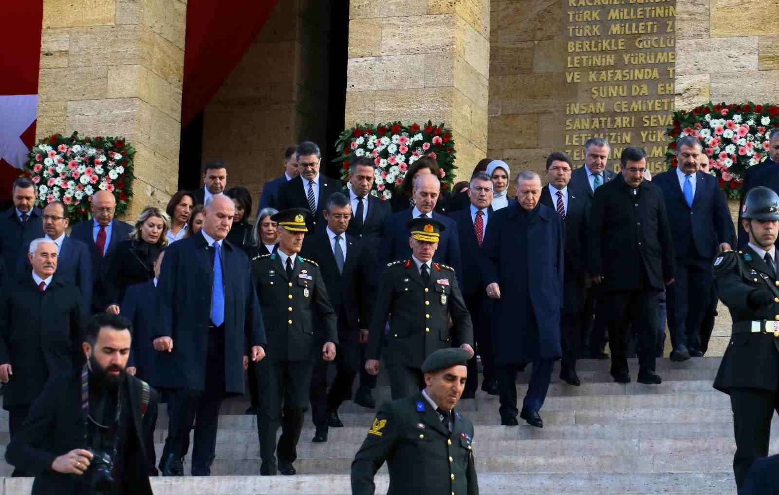 Anıtkabir’de 10 Kasım töreni