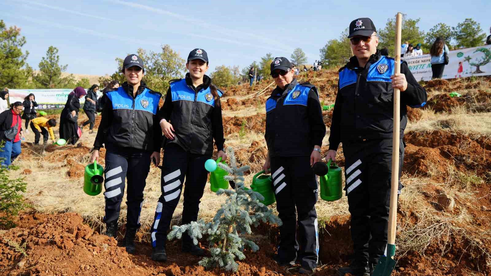 Kırıkkale’de "100. Yıl Cumhuriyet Ormanı" oluşturuldu