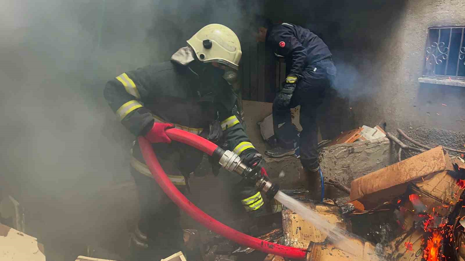 İstanbul’dan misafirliğe geldiler yangında zehirlendiler