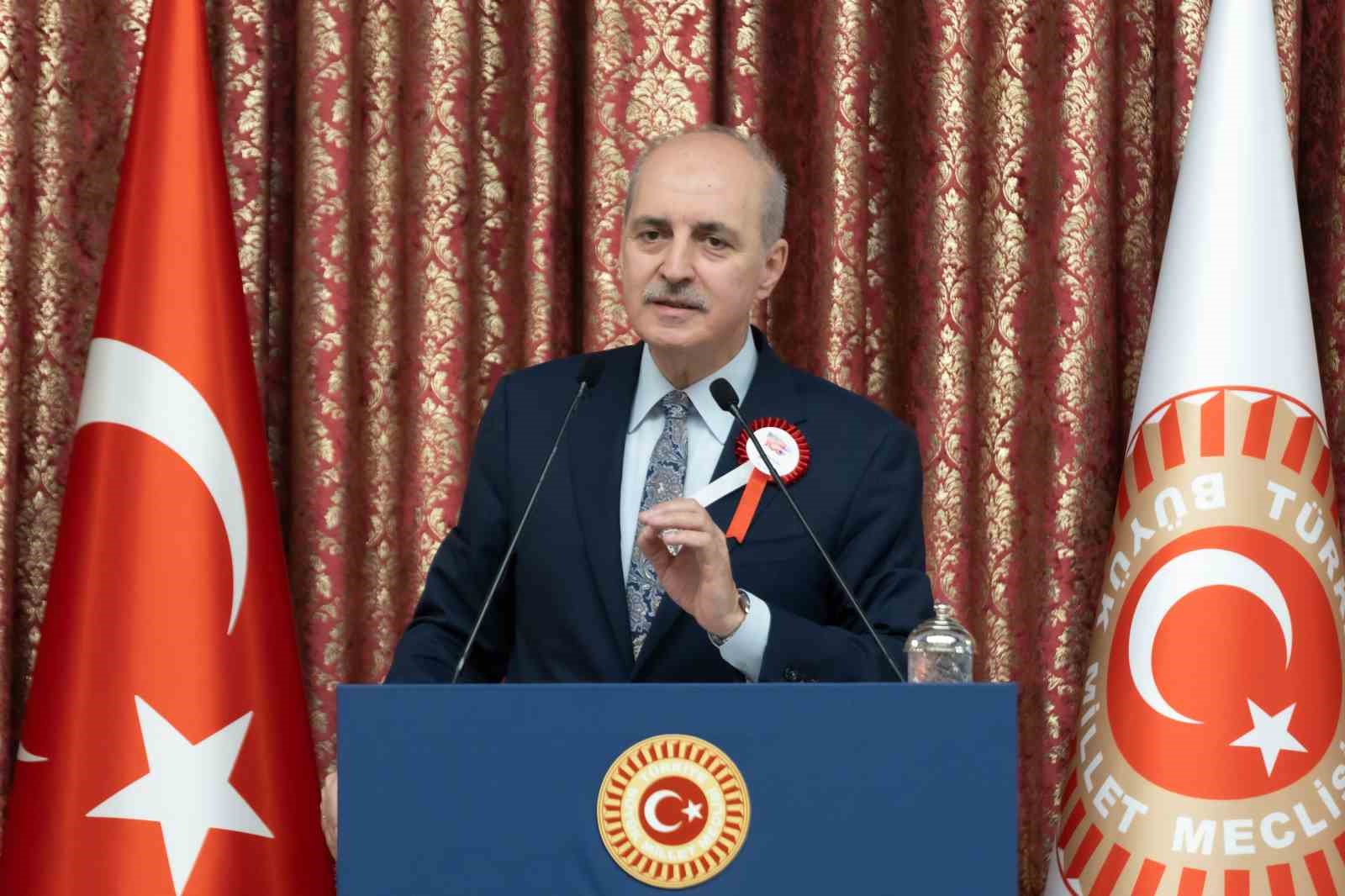 TBMM Başkanı Kurtulmuş öğretmenlerle bir araya geldi