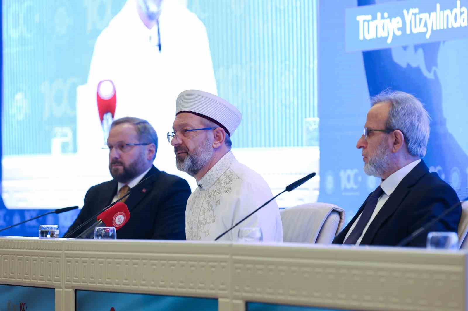 Diyanet İşleri Başkanı Erbaş: “Avrupa’da İslam’a yönelik mühendislik çalışmasının varlığı kabul edilemez”