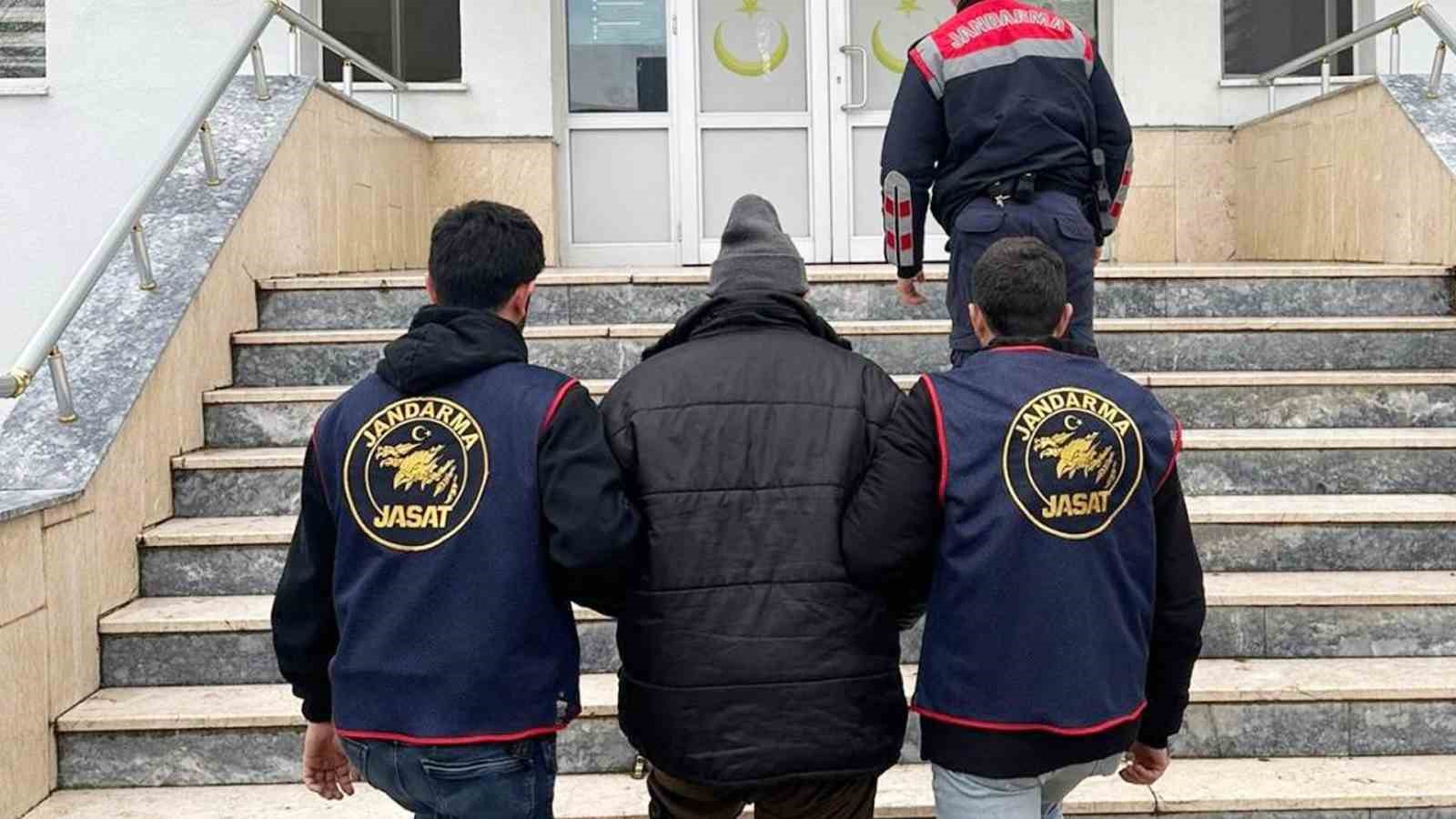 Kırıkkale’de "Mercek-2 Operasyonu": 30 yıl hapis cezası bulunan firari yakalandı