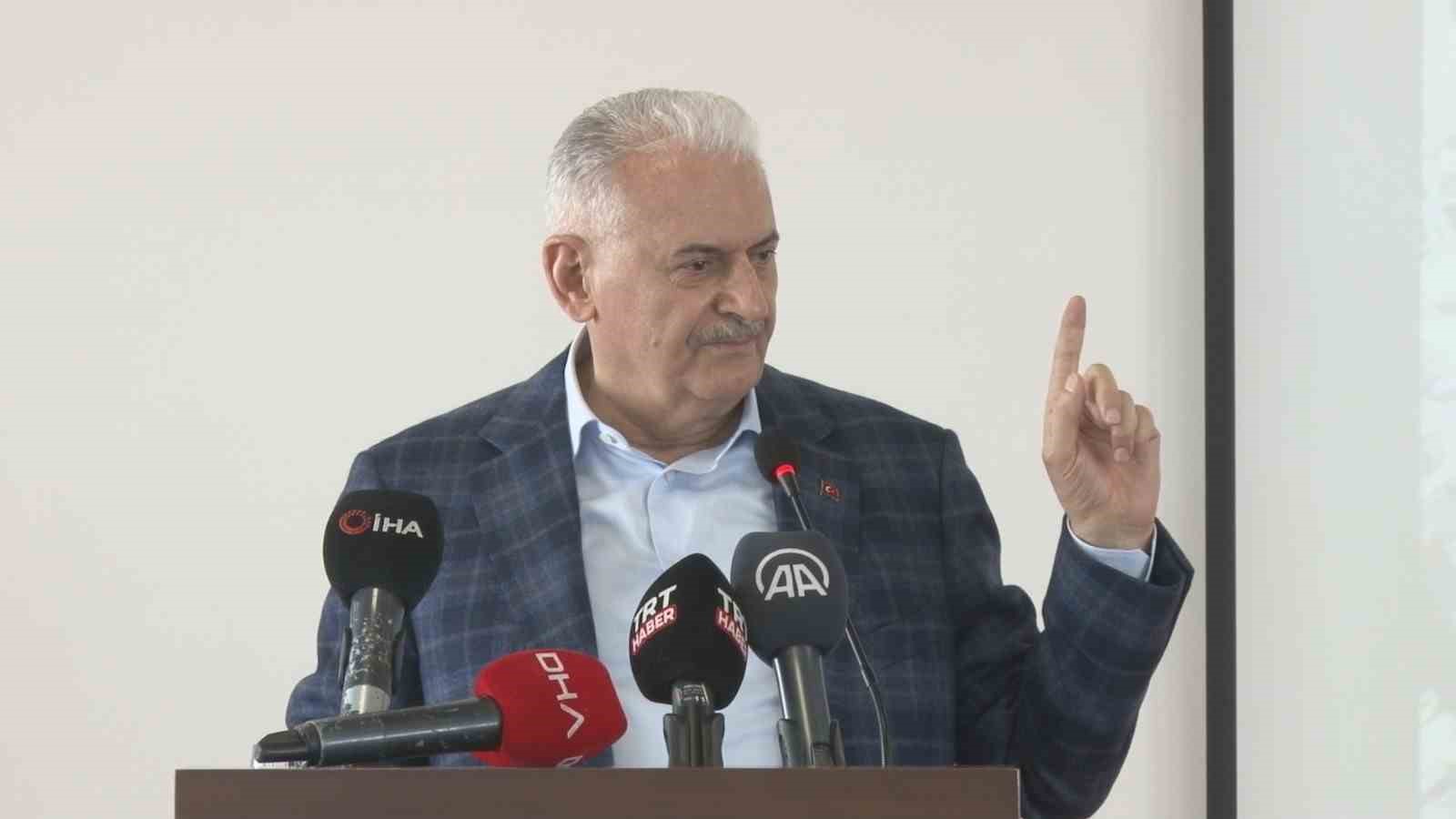 Binali Yıldırım Ankara’da fabrika işçileriyle buluştu