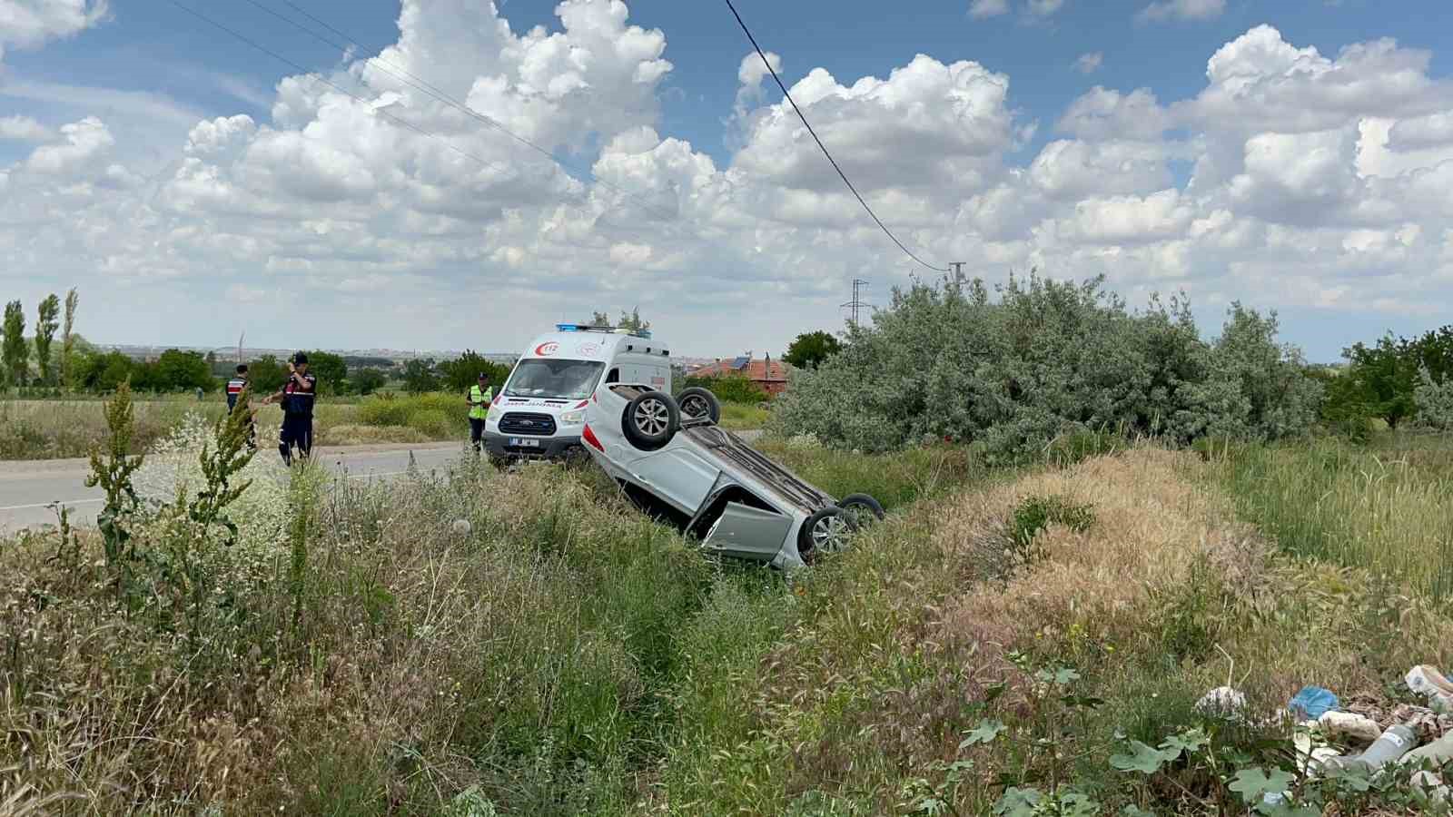 Aksaray’da otomobil takla attı: 2 yaralı