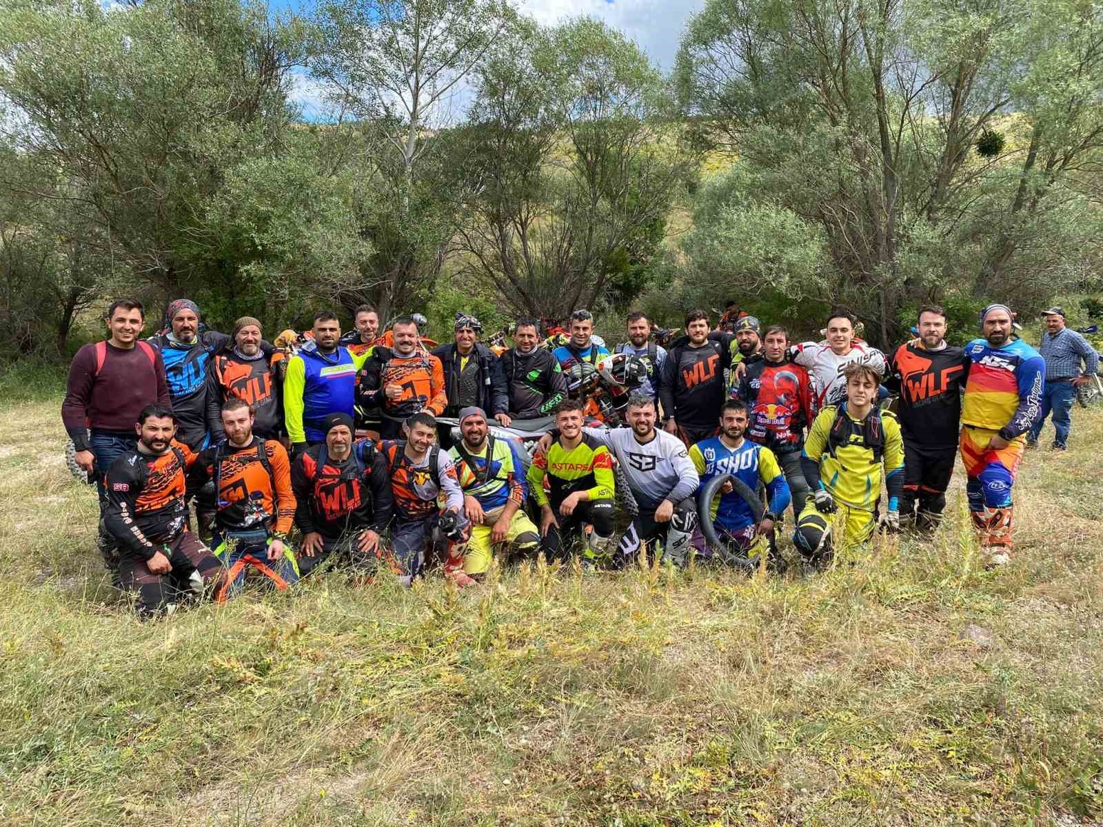 Adrenalin tutkunu motokrosçular Yozgat’ta buluştu