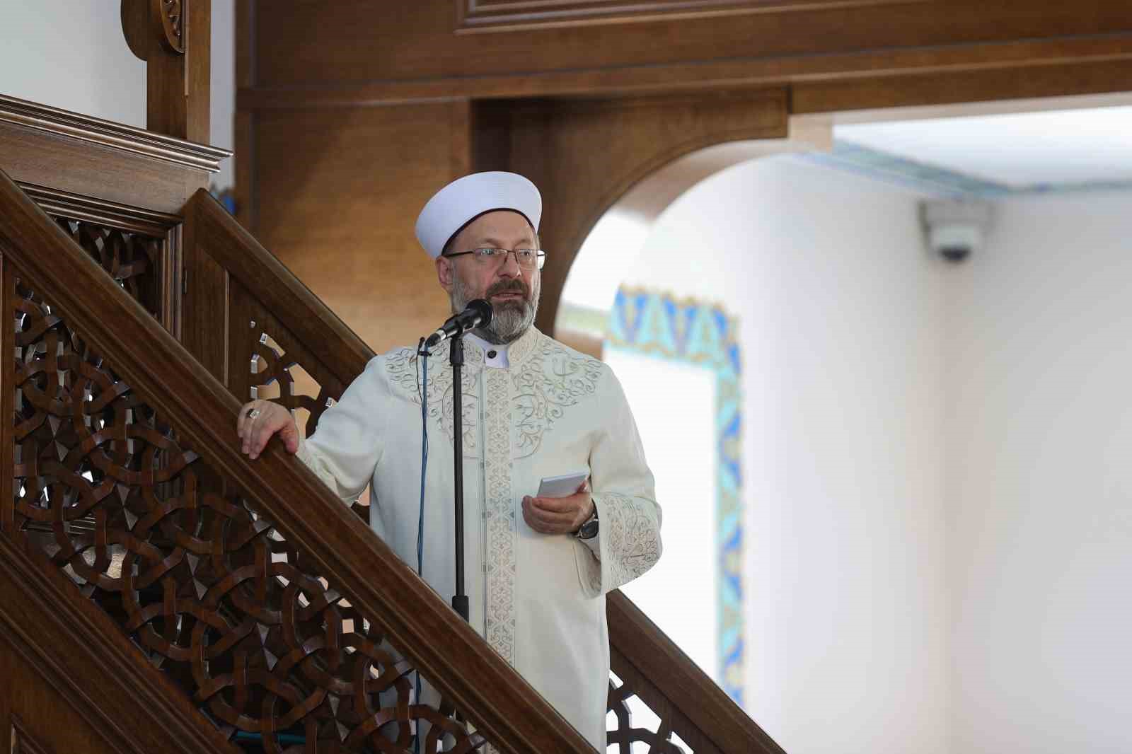 Diyanet İşleri Başkanı Erbaş’tan cuma hutbesinde 15 Temmuz vurgusu