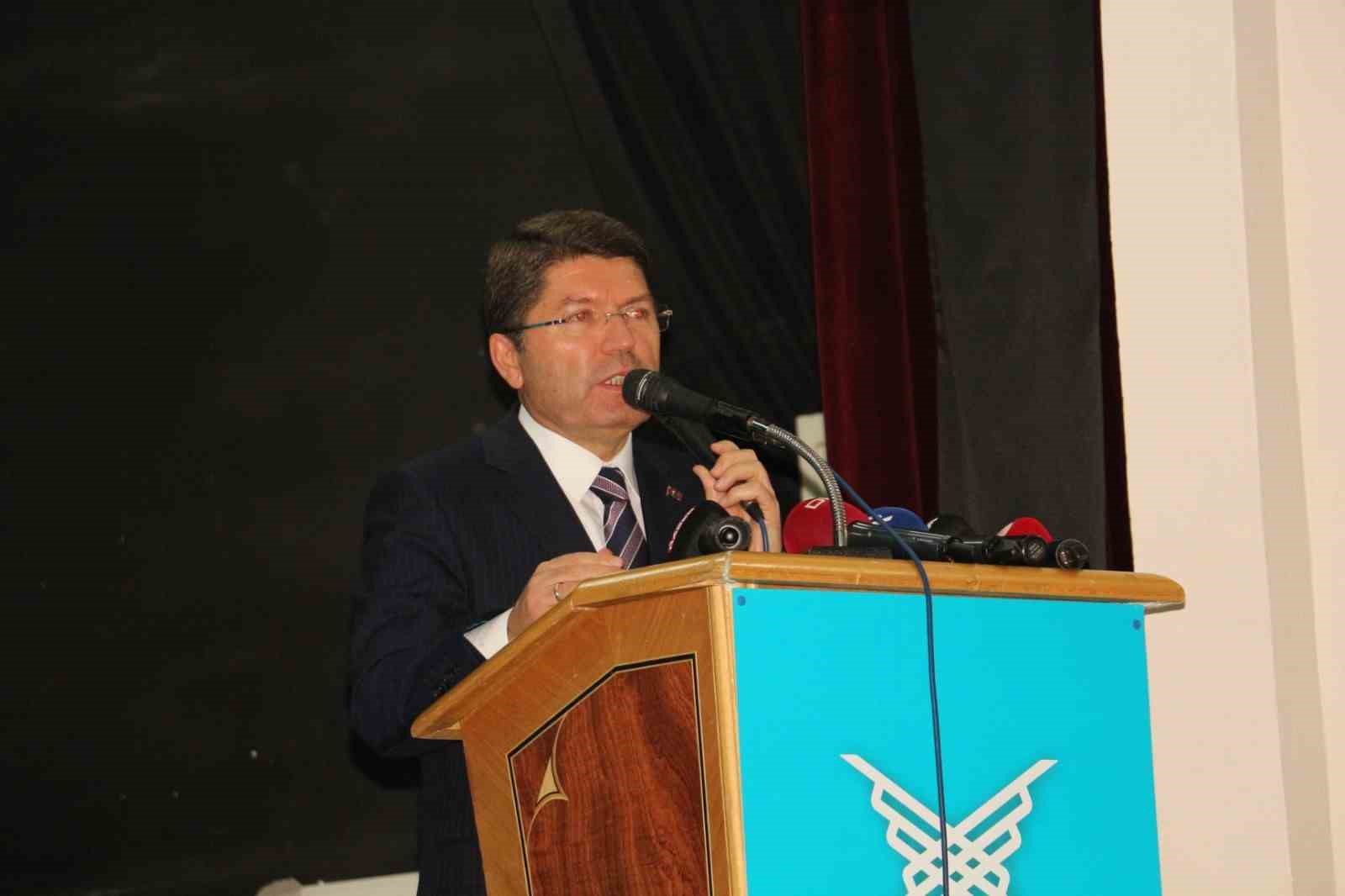 Adalet Bakanı Yılmaz Tunç: "Darbecilerin yaptığı anayasadan kurtulma zamanı gelmiştir”