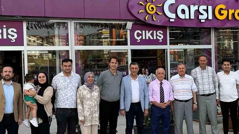 TBMM ESKİ BAŞKANI CEMİL ÇİÇEK’TEN ÇARŞI GROSS’A ZİYARET