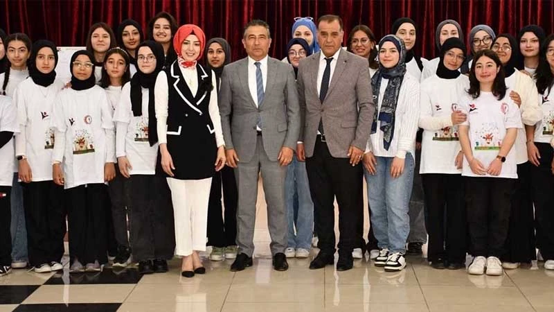 Liselilerden TUBİTAK bilim fuarı