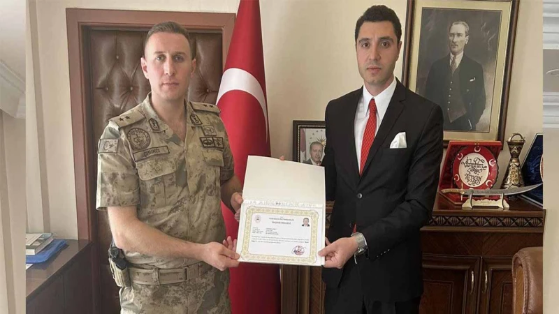 Karakeçili’nin gururu terfi etti