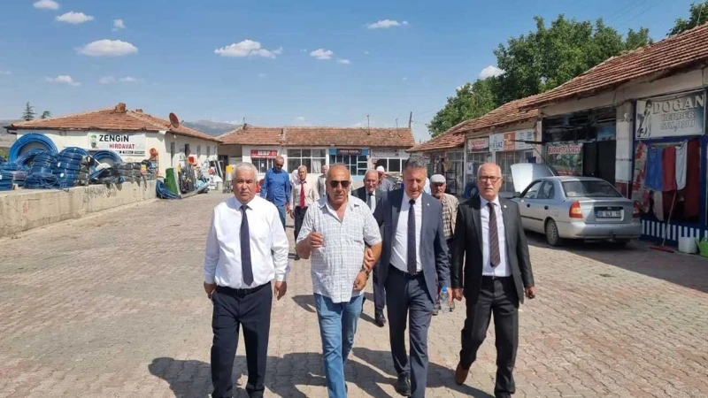 İYİ Parti Karakeçili’de vatandaşla buluştu