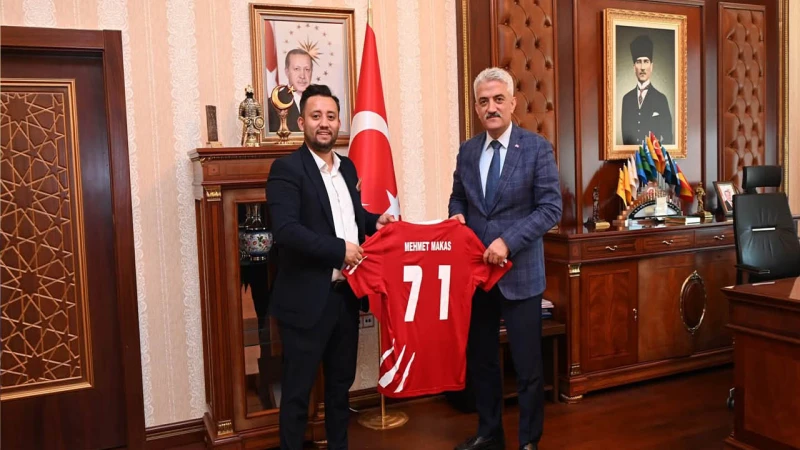 Kırıkkale FK Başkanı Kadir Yahşi’den Vali Mehmet Makas’a Ziyaret