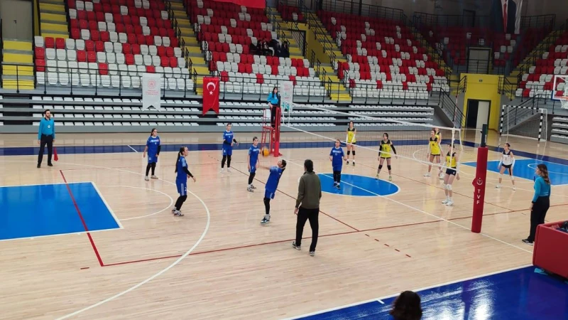 Filenin yıldızları şampiyonluk için yarıştı