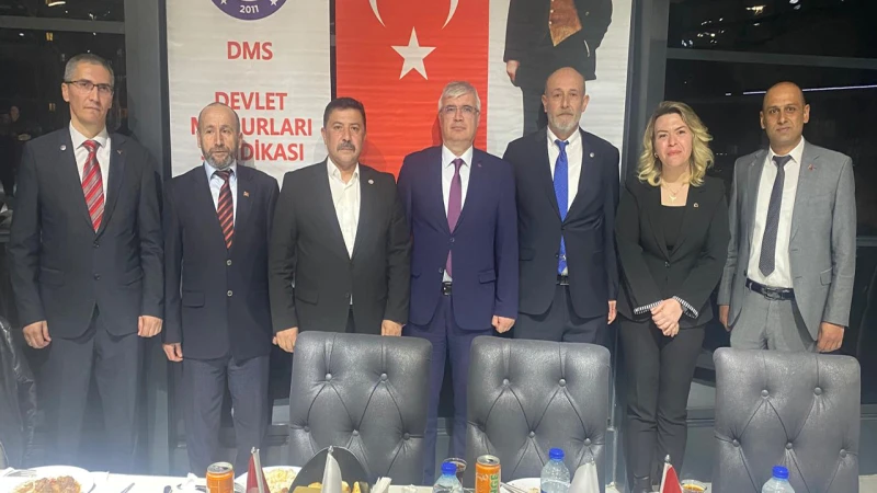 Devlet Memurları Sendikası iftarda buluştu