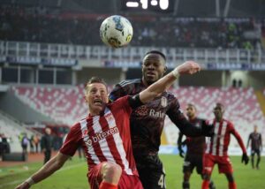 Spor Toto Süper Lig: DG Sivasspor: 1 – Beşiktaş: 0 (Maç sonucu)