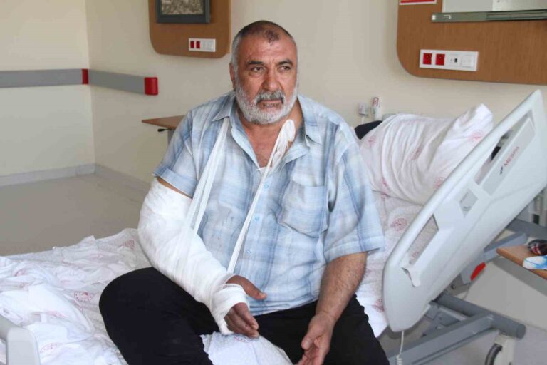 Deprem anında 2’nci kattaki balkondan atlayarak kurtuldu