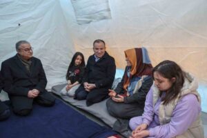 Bakan Bozdağ: “’Kızılay nerede, ne yapıyor?’ diyenler Diyarbakır’a gelirlerse Kızılay’ı göreceklerdir”