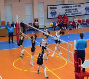 Kadınlar 1. Lig B Grubu: Kayseri Atletikspor: 3 – Günseven Şalgam Ereğli Bld.: 0