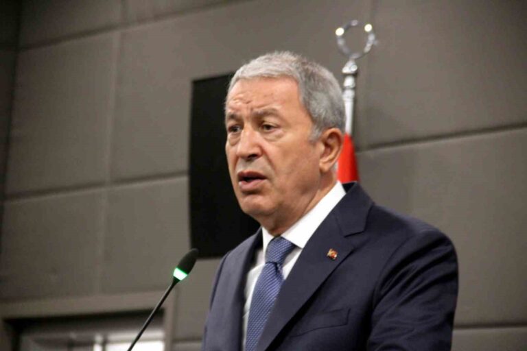 Bakan Akar: “Faaliyetleri başarıyla devam ettirebilmek için her alanda güçlü olmaktan başka çare yok”