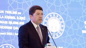 Bakan Tunç: “Çocuklarımızı acı sürecin yıpratıcı etkilerinden koruyacağız”